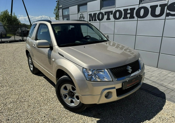 Suzuki Grand Vitara cena 35900 przebieg: 108000, rok produkcji 2008 z Dobrzany małe 137